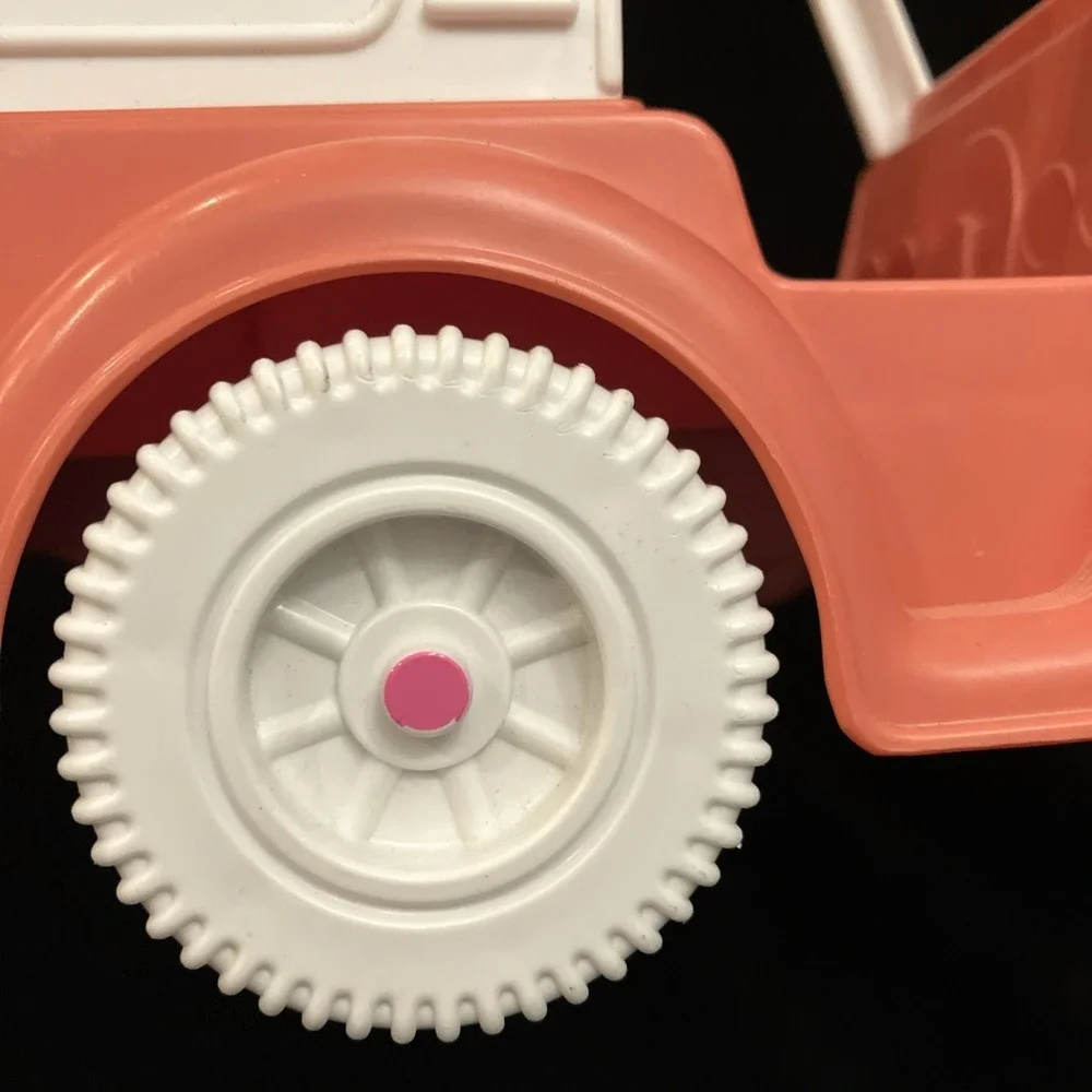 Vintage Maple Town Ambulance Calico Critters Pink Tonka Toy Car Truck 1986